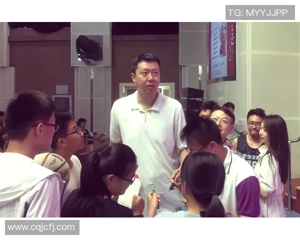 篮球明星为梦想拼搏的背后残酷训练揭秘与坚持的力量